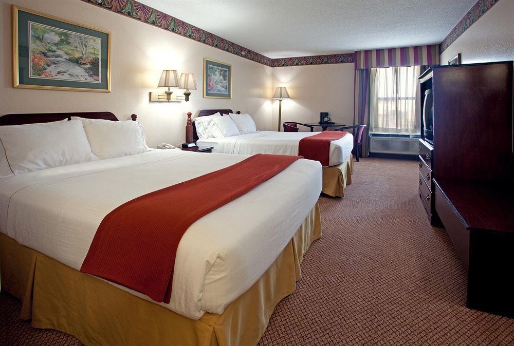 Quality Inn & Suites Clemmons I-40 Δωμάτιο φωτογραφία