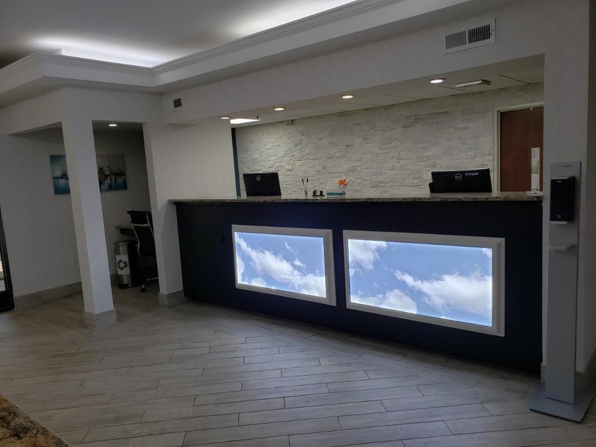 Quality Inn & Suites Clemmons I-40 Εξωτερικό φωτογραφία