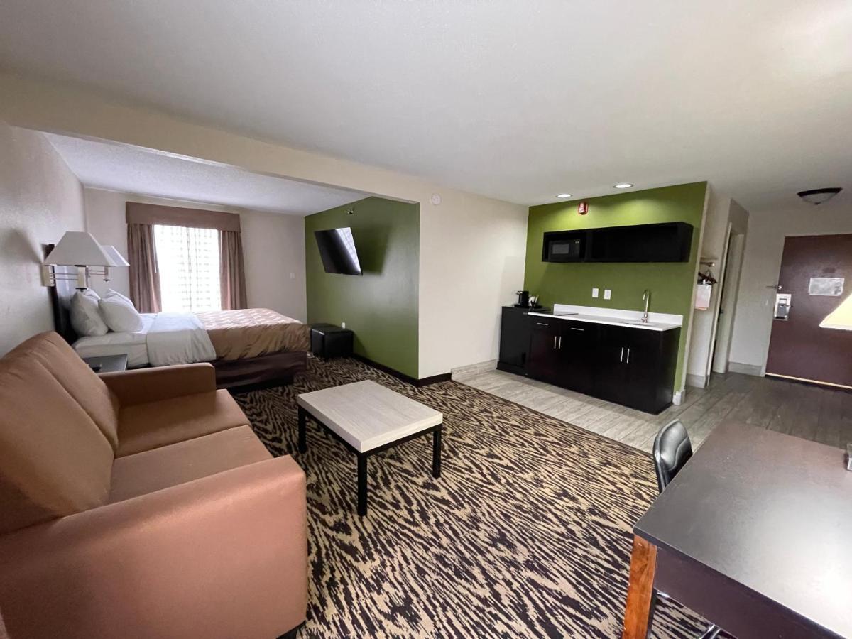 Quality Inn & Suites Clemmons I-40 Εξωτερικό φωτογραφία