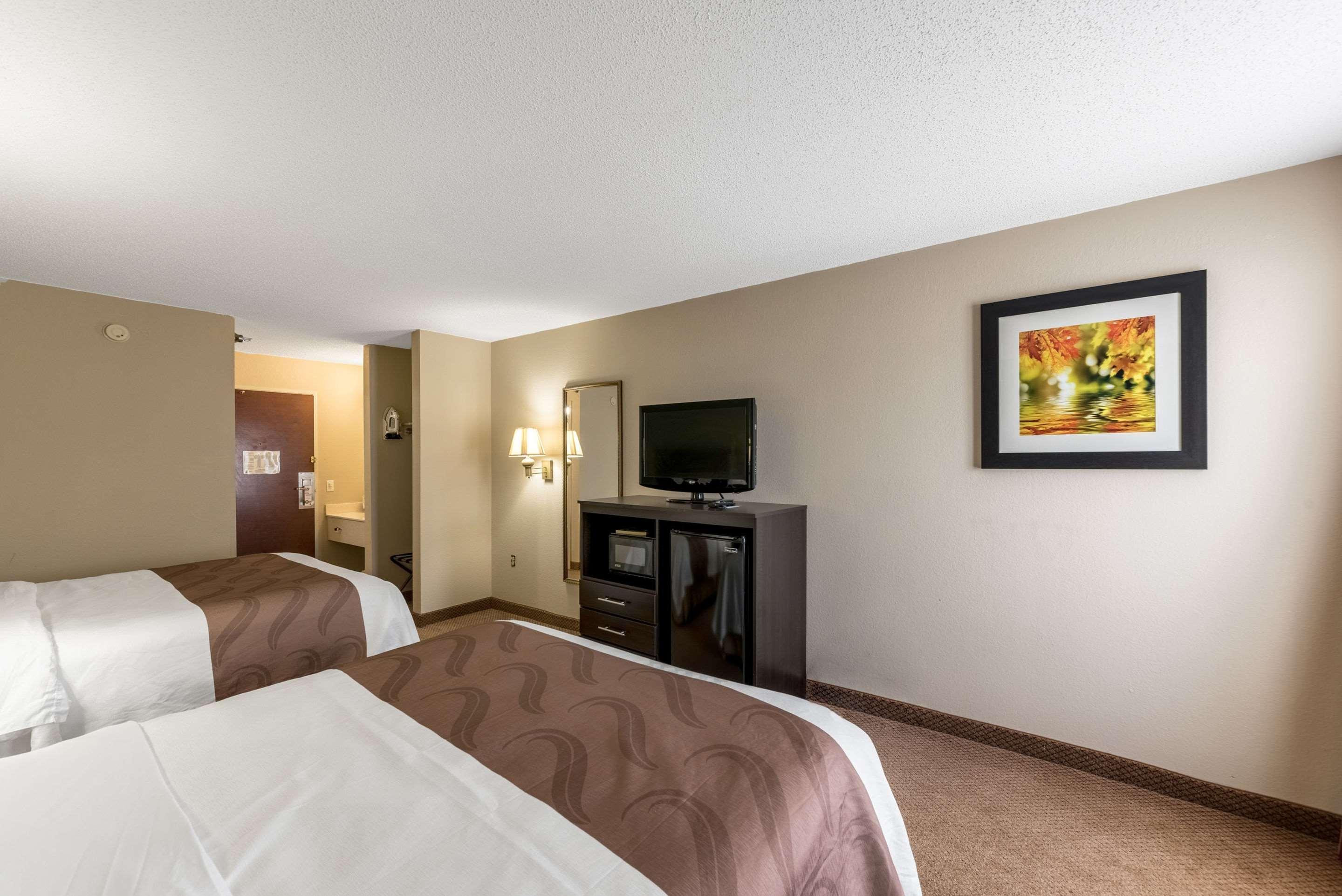 Quality Inn & Suites Clemmons I-40 Εξωτερικό φωτογραφία