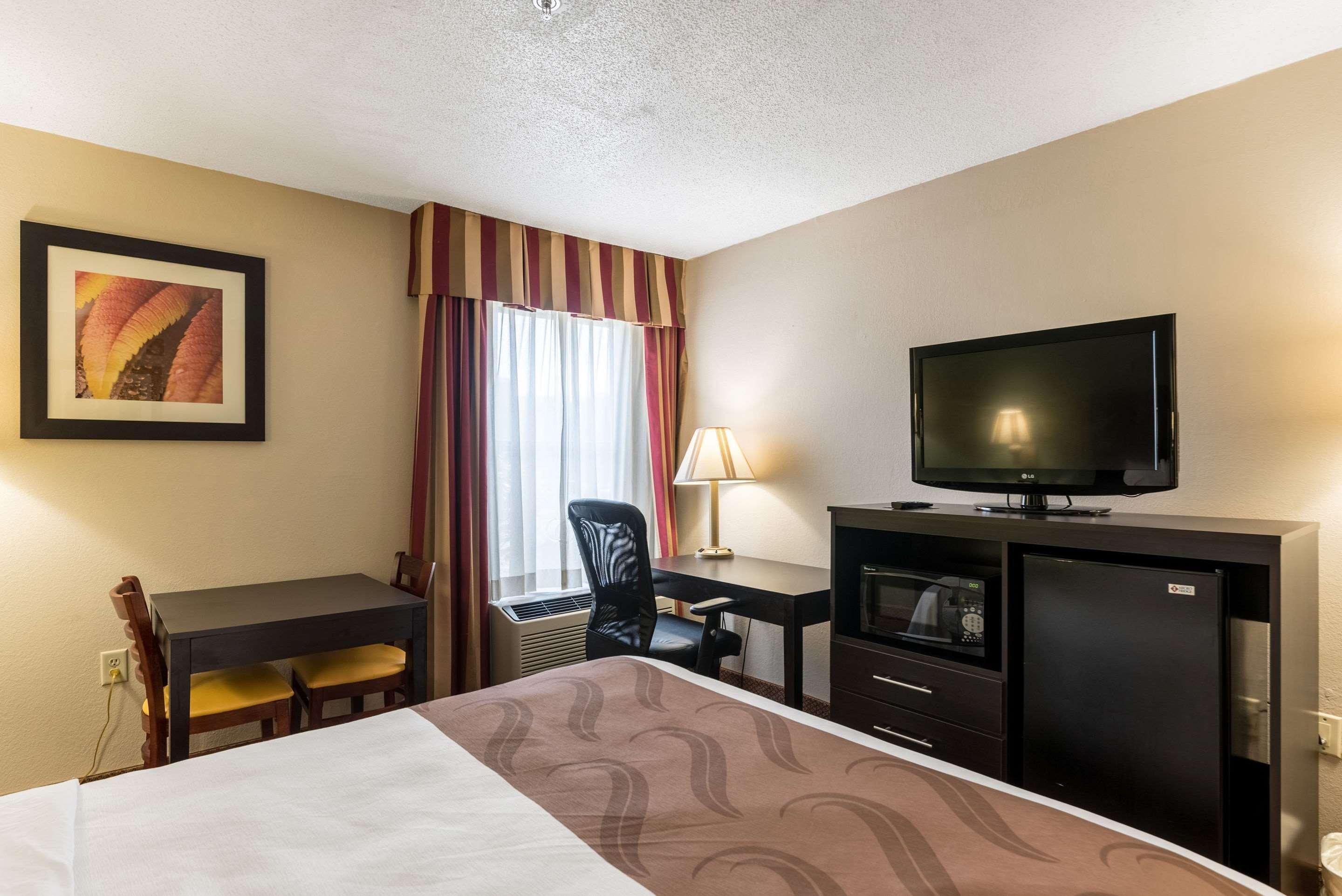 Quality Inn & Suites Clemmons I-40 Εξωτερικό φωτογραφία