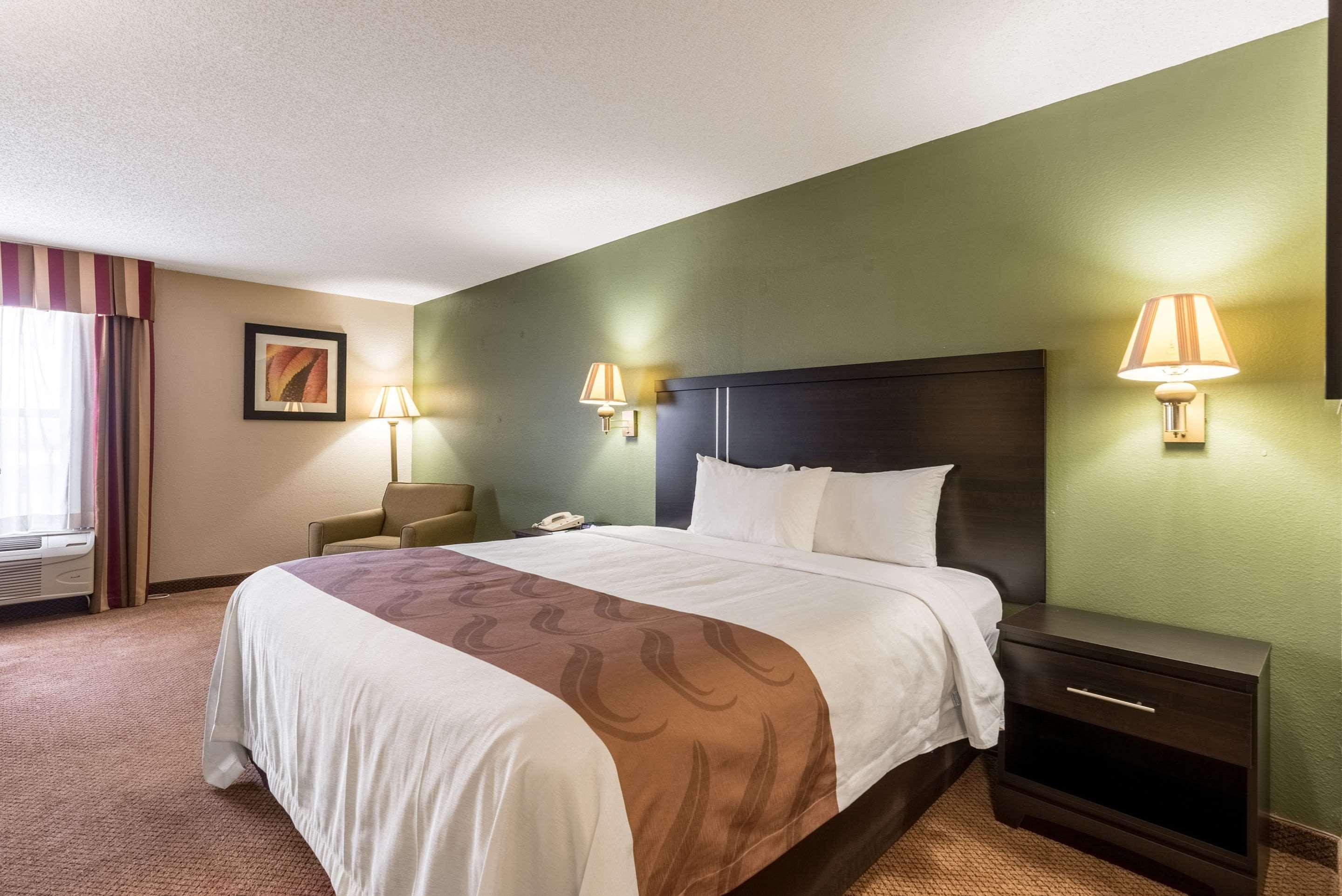 Quality Inn & Suites Clemmons I-40 Εξωτερικό φωτογραφία