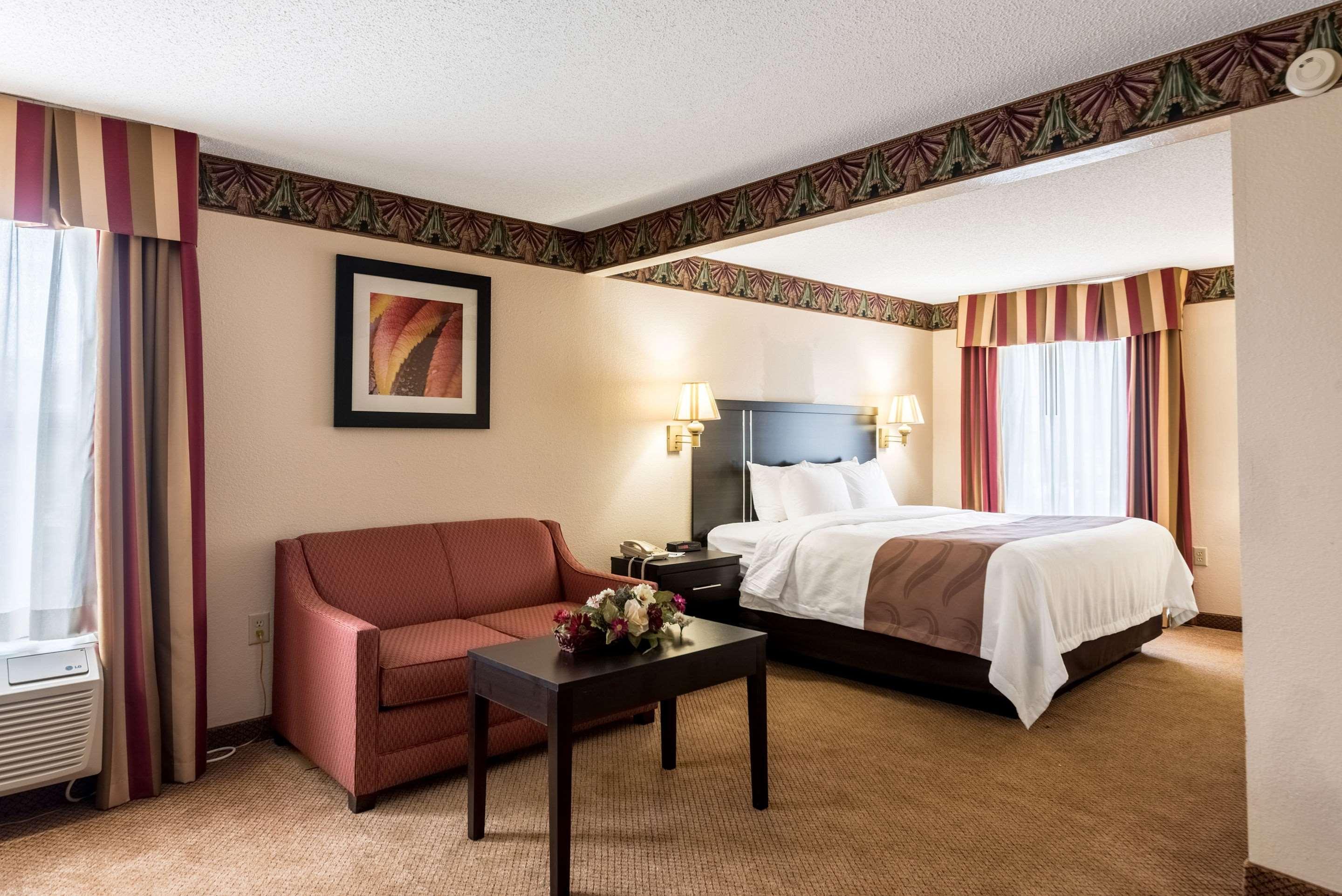 Quality Inn & Suites Clemmons I-40 Εξωτερικό φωτογραφία