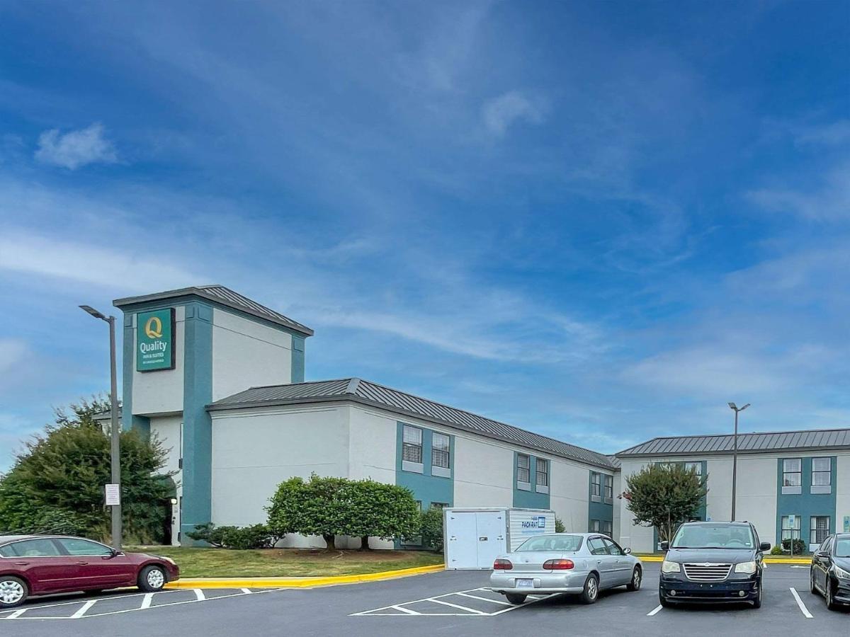Quality Inn & Suites Clemmons I-40 Εξωτερικό φωτογραφία