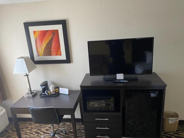 Quality Inn & Suites Clemmons I-40 Δωμάτιο φωτογραφία