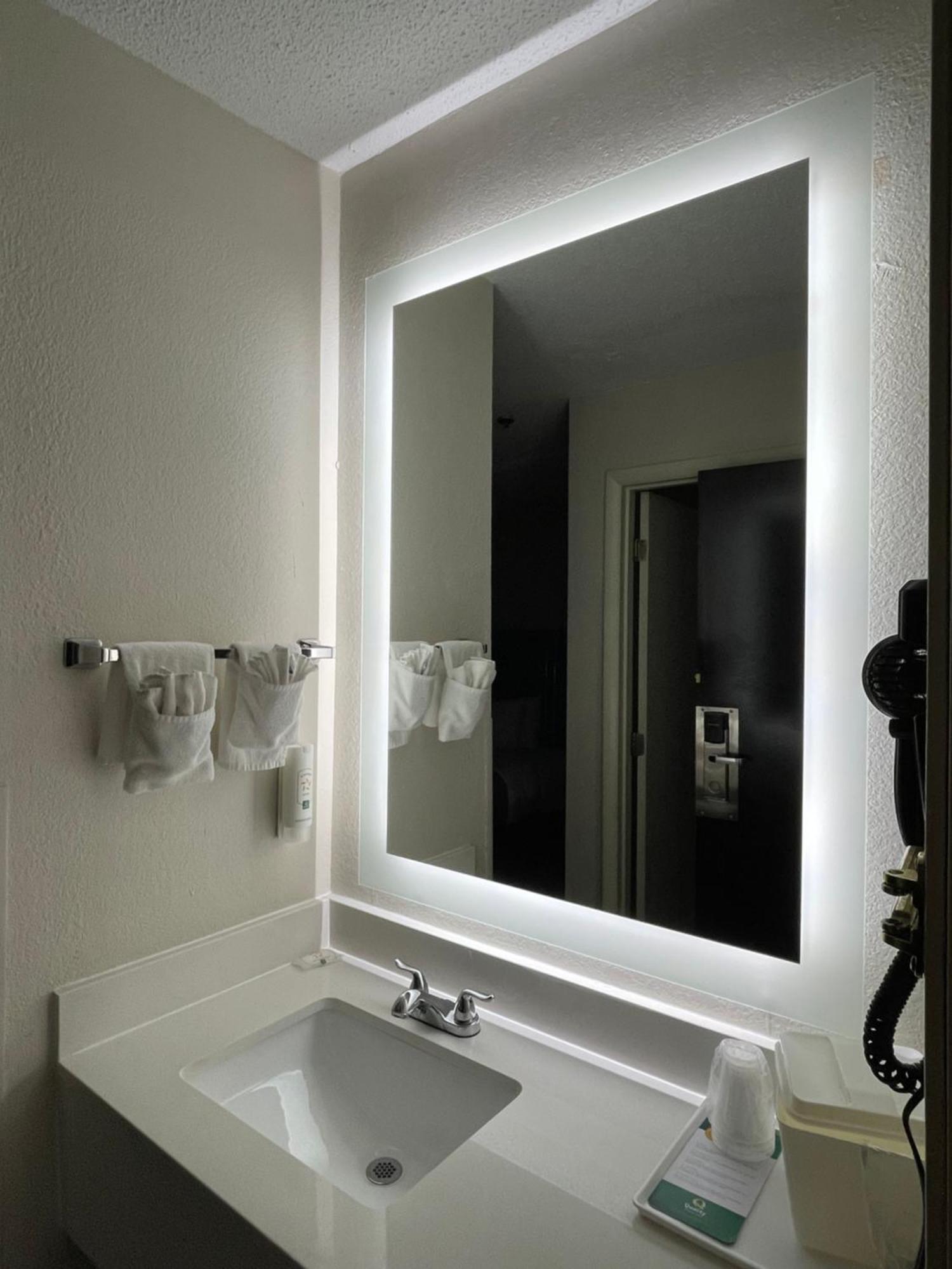 Quality Inn & Suites Clemmons I-40 Εξωτερικό φωτογραφία
